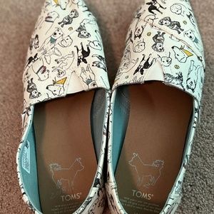 TOMS all over dog print shoes